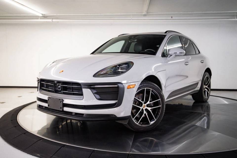 2023 Porsche Macan