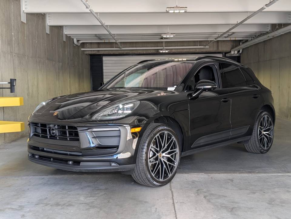 2026 Porsche Macan