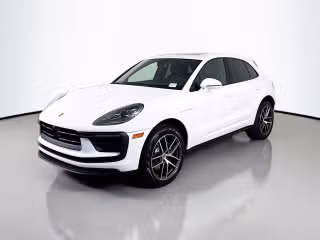 2026 Porsche Macan's photo