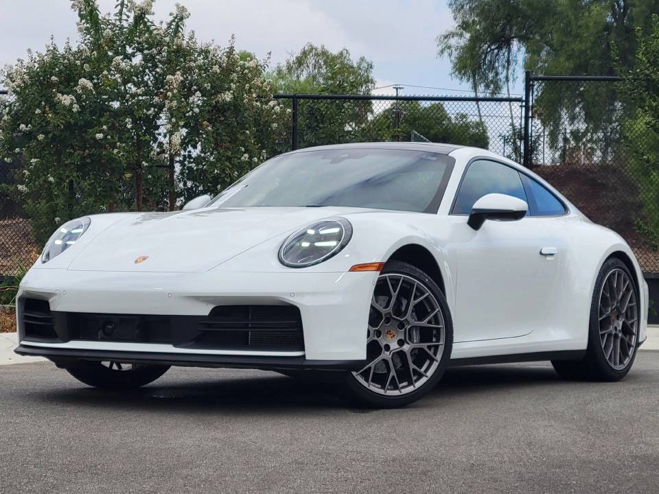 2025 Porsche 911