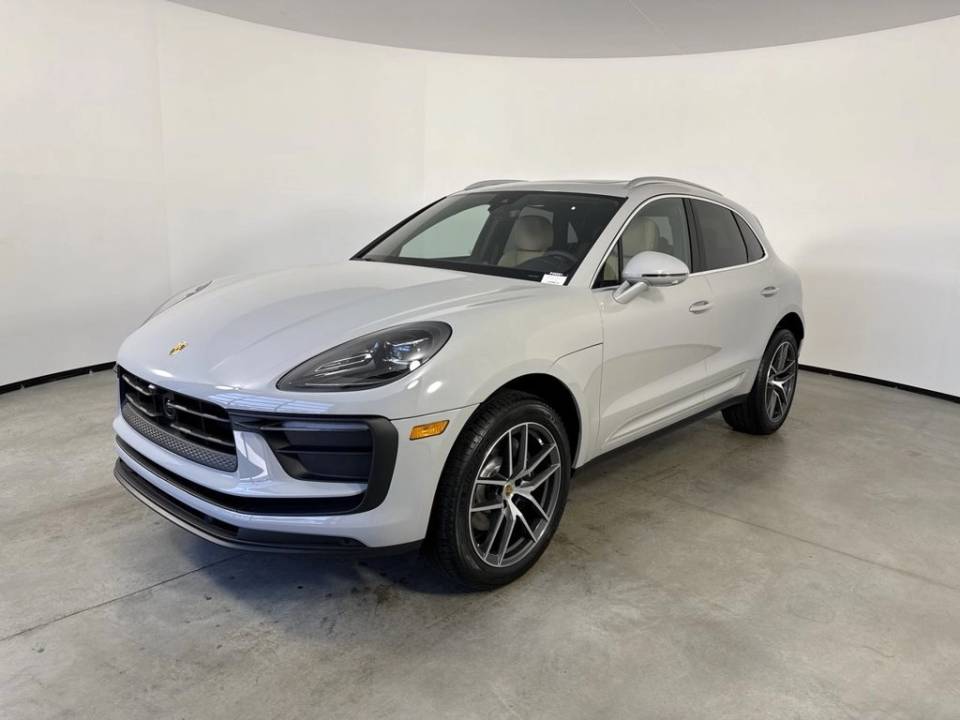 2026 Porsche Macan