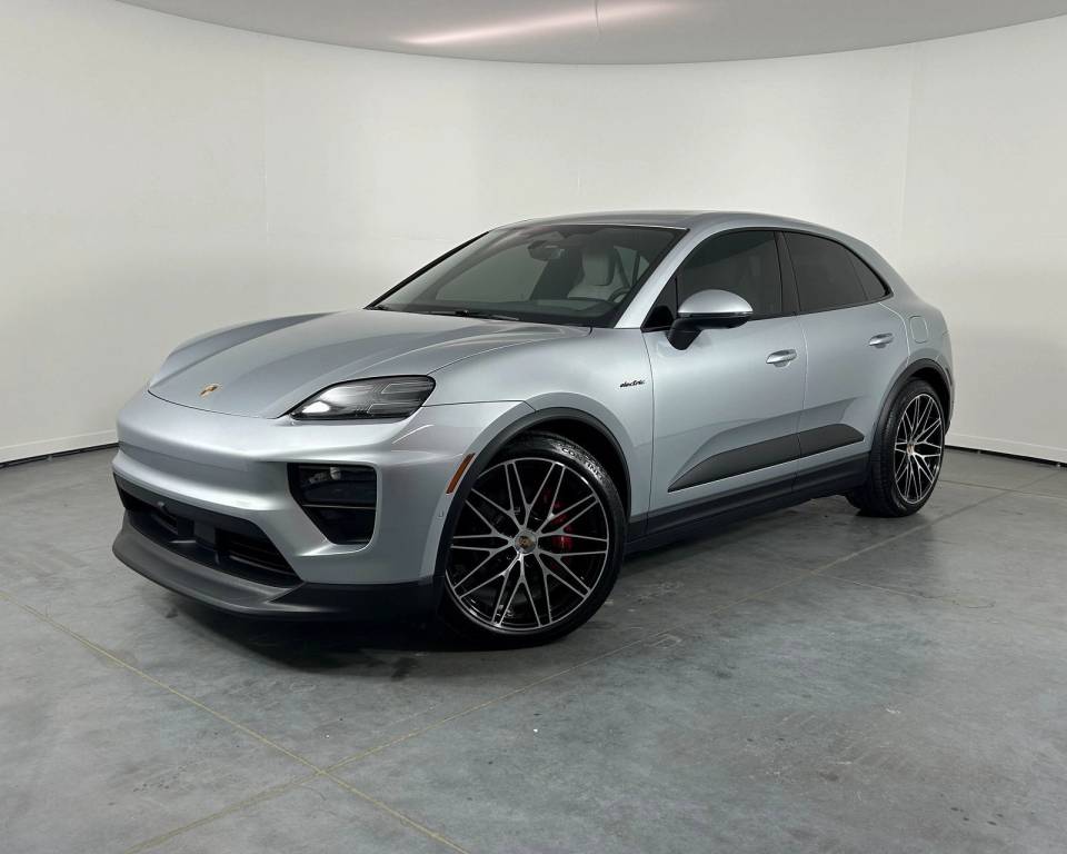 2025 Porsche Macan S