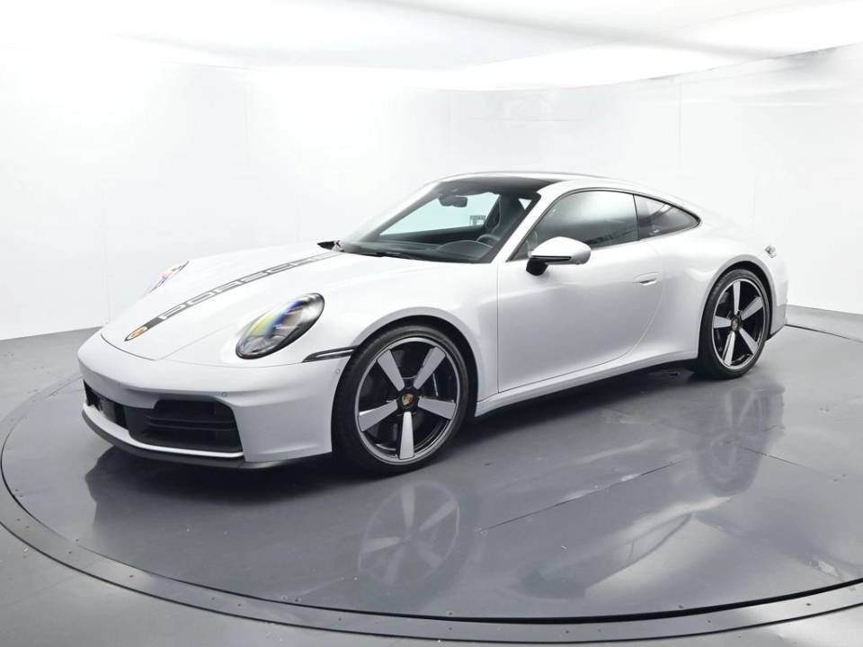 2025 Porsche 911