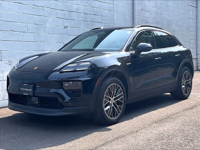 Used 2025 Porsche Macan Base with VIN WP1AA2XA4SL003282 for sale in Englewood, NJ