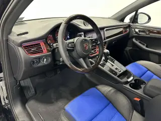 2026 Porsche Macan T - Photo 29