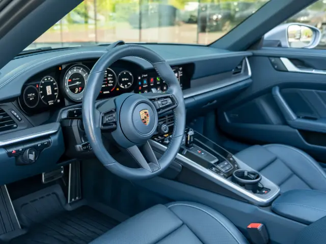 2022 Porsche 911 Turbo - Photo 30