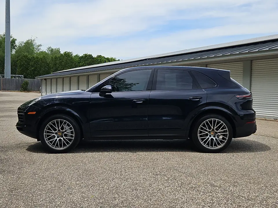 2023 Porsche Cayenne Base - Photo 15
