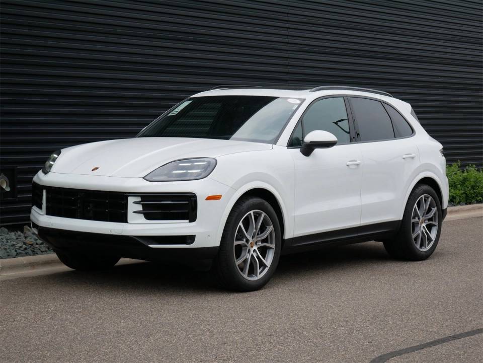 2025 Porsche Cayenne Base