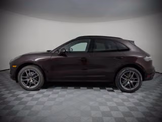 2025 Porsche Macan T - Photo 9