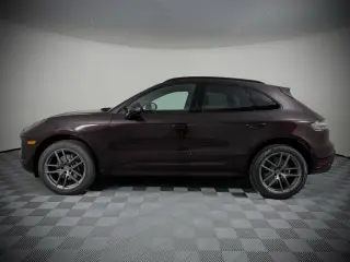 2025 Porsche Macan T - Photo 13