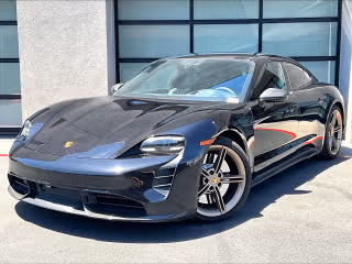 2023 Porsche Taycan GTS's photo