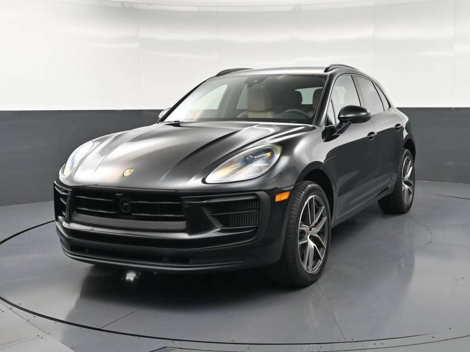 2026 Porsche Macan