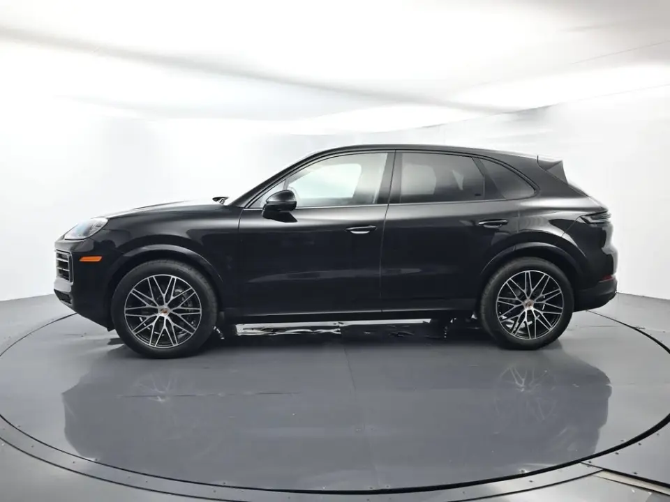 2025 Porsche Cayenne Base - Photo 15