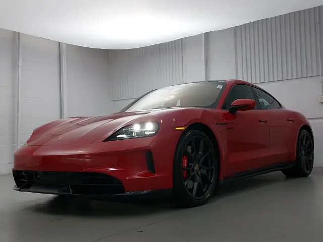 2026 Porsche Taycan GTS - Photo 6