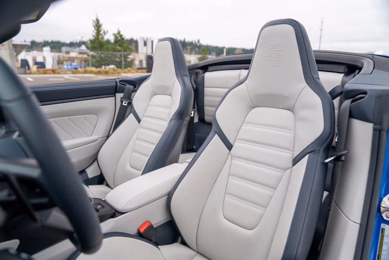 2026 Porsche 911 GTS - Photo 36
