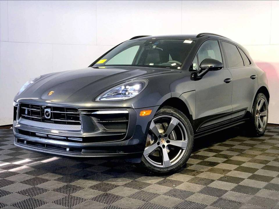 2026 Porsche Macan