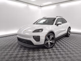 2025 Porsche Macan Base - Photo 1