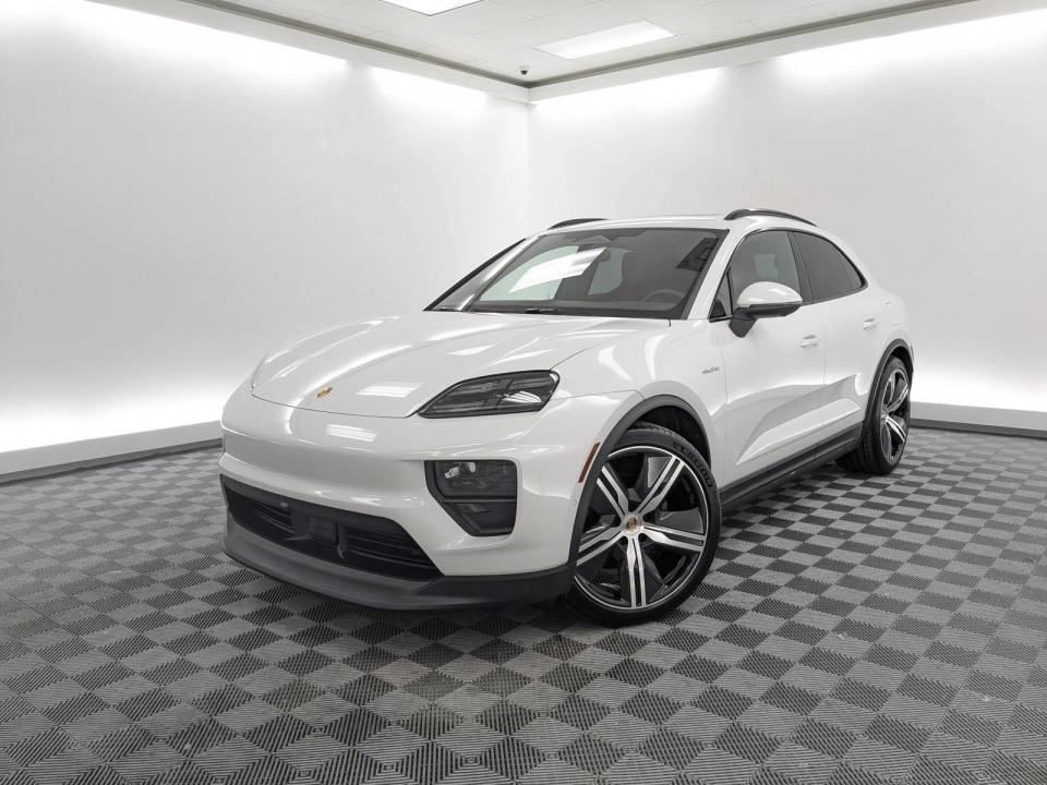 2025 Porsche Macan