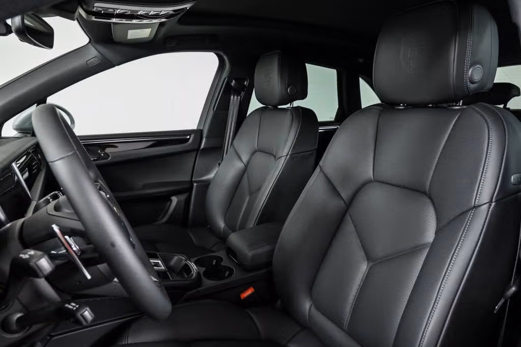 2026 Porsche Macan Base - Photo 36