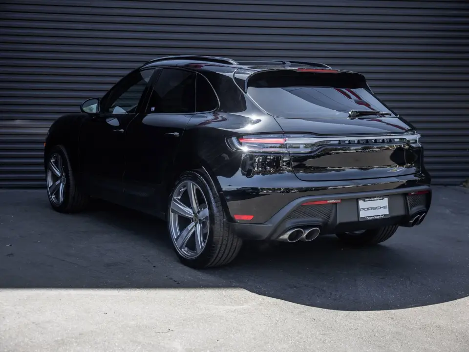 2026 Porsche Macan S - Photo 23
