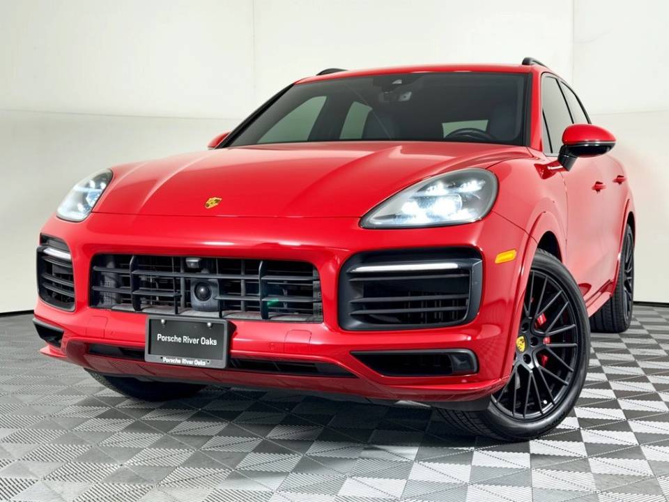 2022 Porsche Cayenne GTS