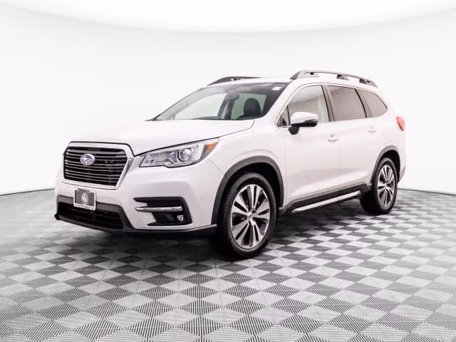 Used 2019 Subaru Ascent Limited with VIN 4S4WMAMD6K3477577 for sale in Barrington, IL