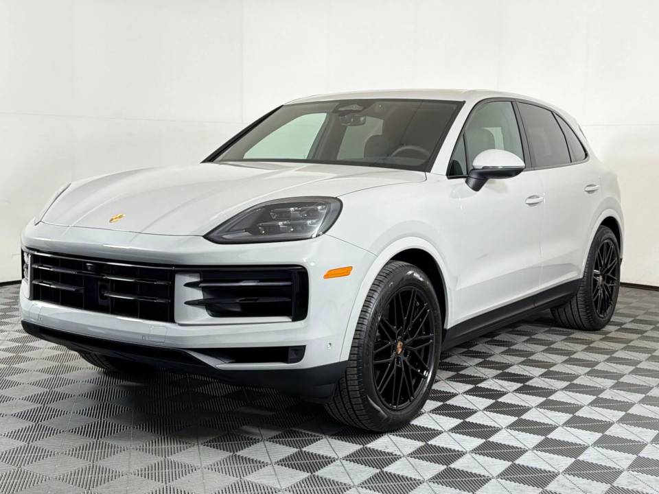 2026 Porsche Cayenne Base