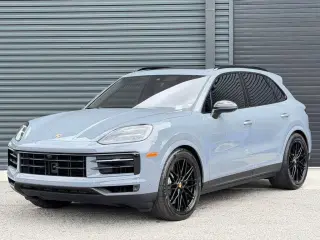 2024 Porsche Cayenne S (MY24)