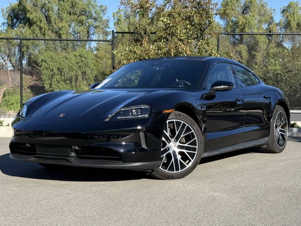 2025 Porsche Taycan Base