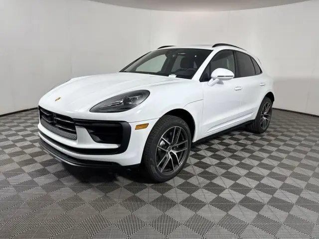 2025 Porsche Macan - Photo 6