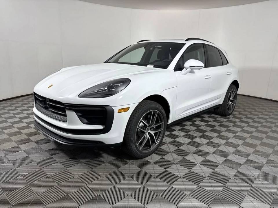 2025 Porsche Macan