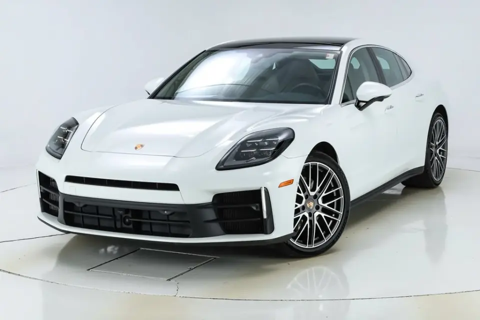 2025 Porsche Panamera Base - Photo 7