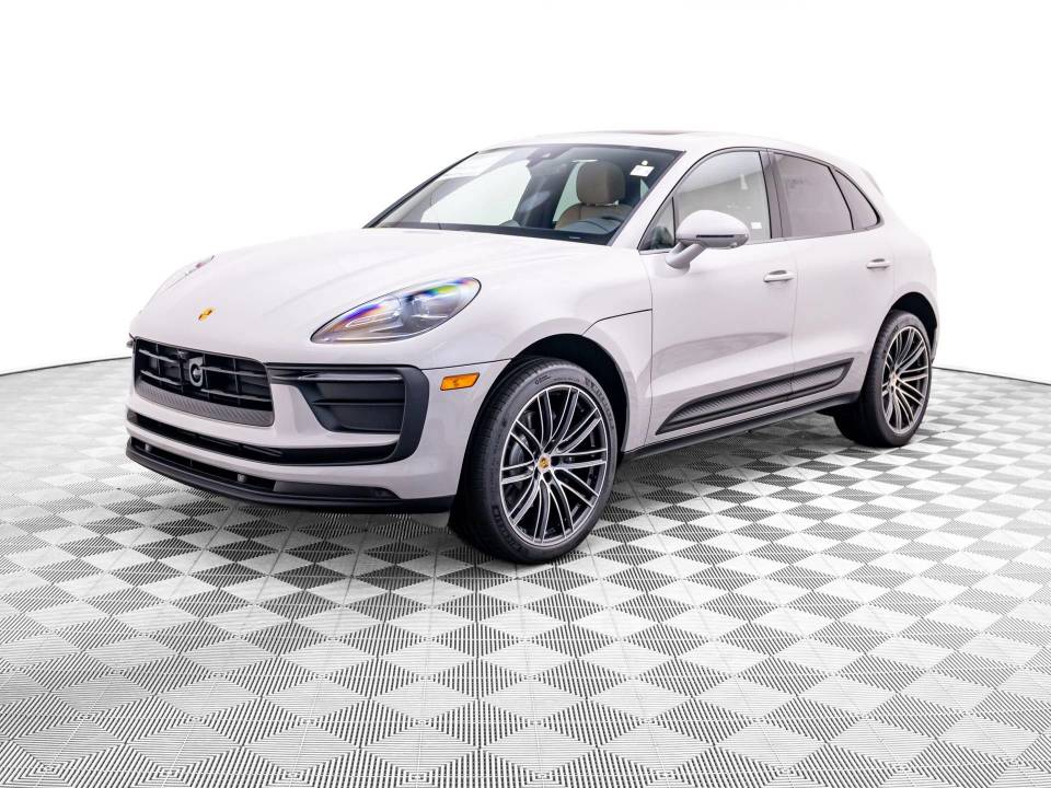 2026 Porsche Macan