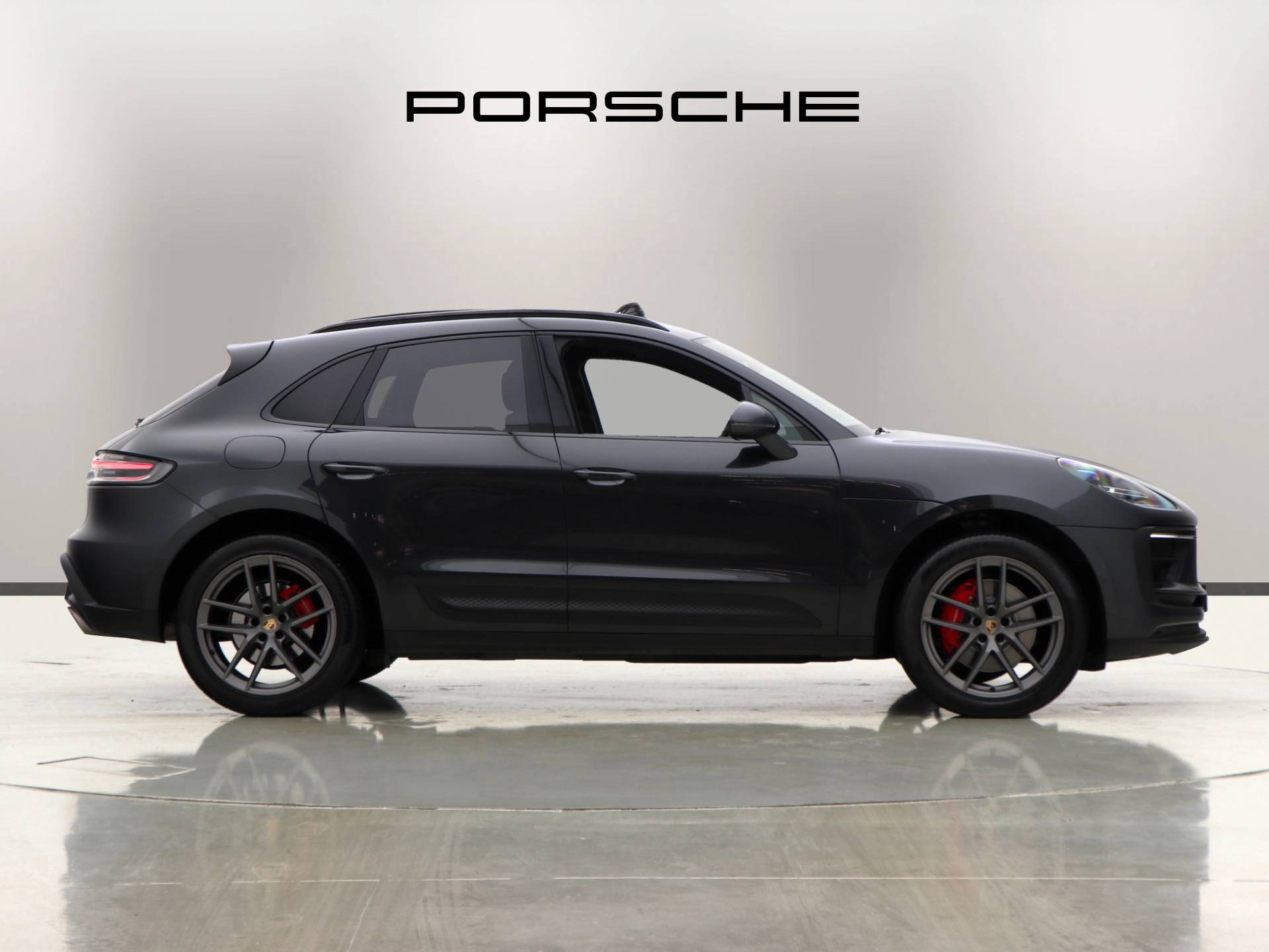 Macan S, photo 2 of 53