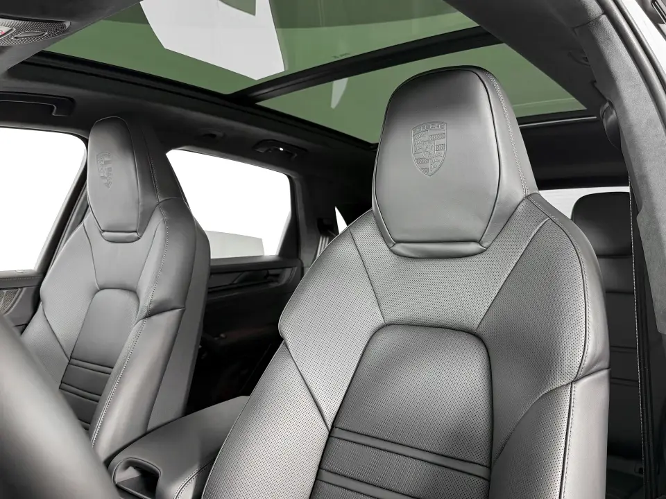 2026 Porsche Cayenne GTS - Photo 39