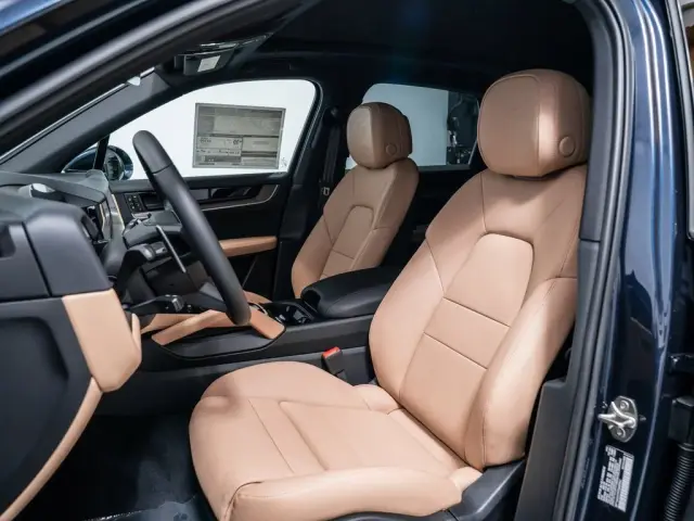 2026 Porsche Cayenne Base - Photo 38