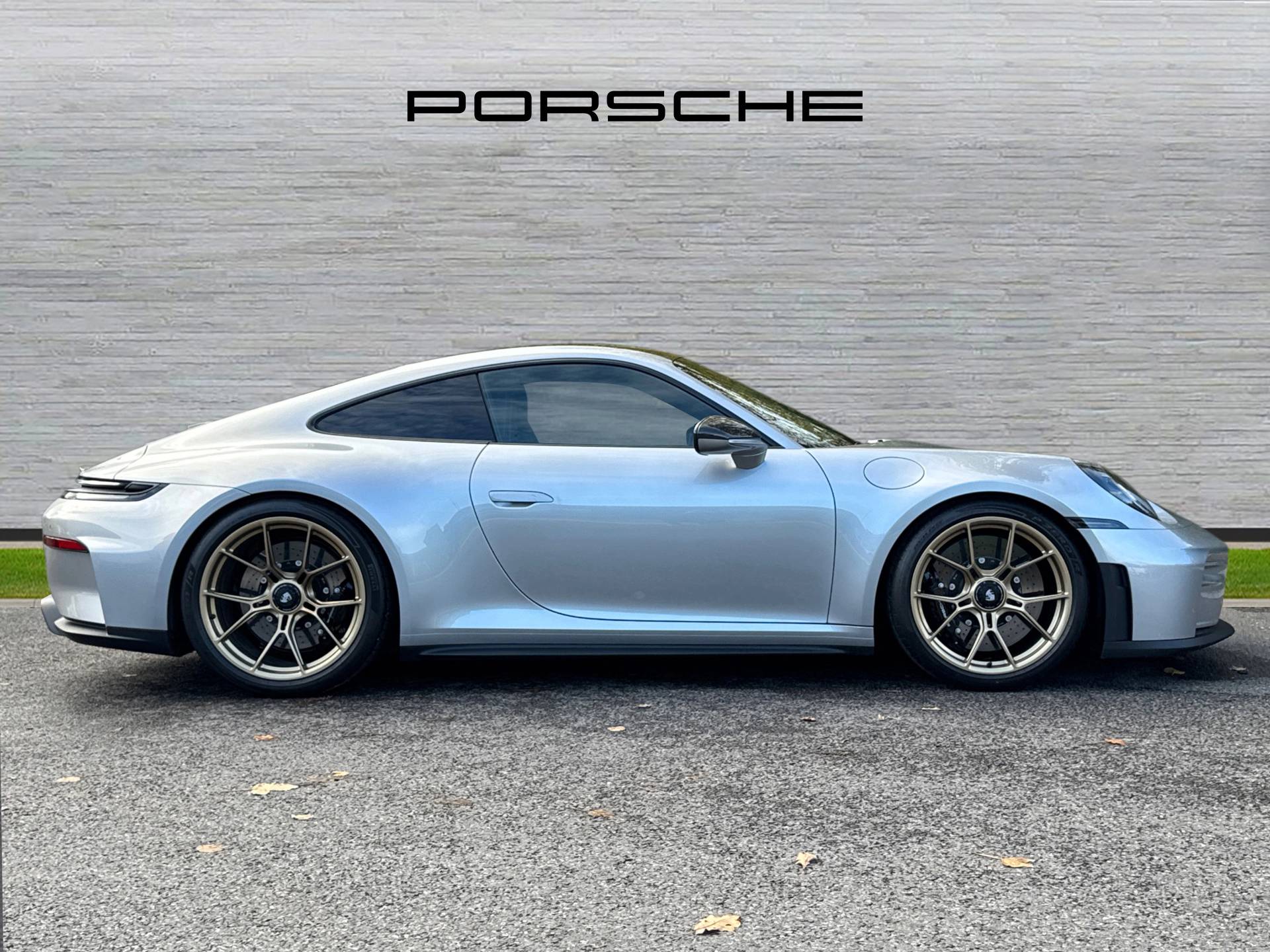 911 GT3 Touring, photo 2 of 68