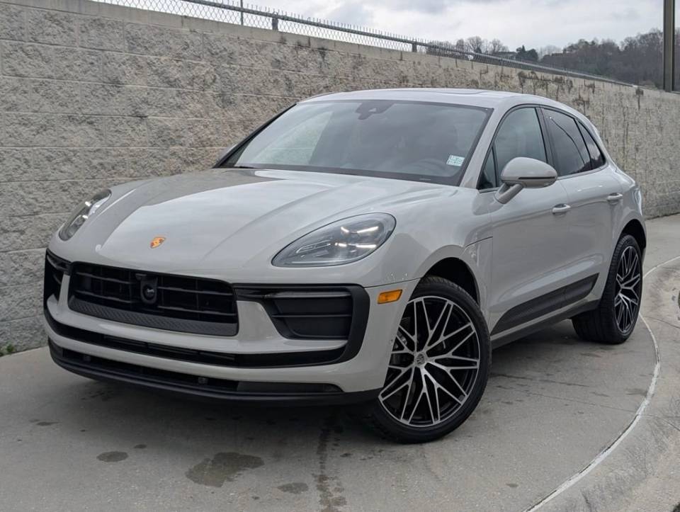 2026 Porsche Macan