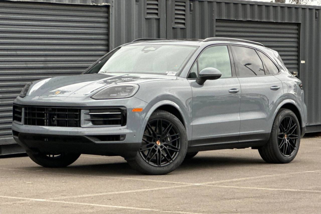 2026 Porsche Cayenne Base