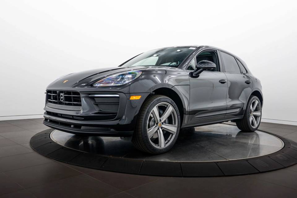 2026 Porsche Macan