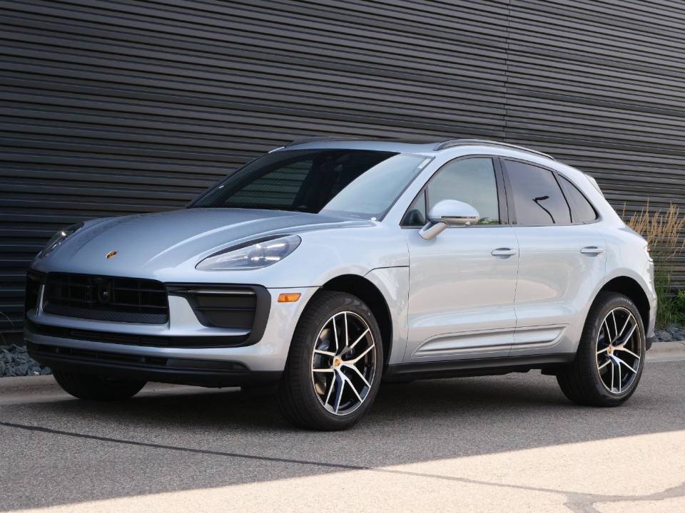 2026 Porsche Macan