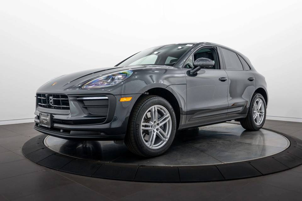2026 Porsche Macan