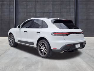 2026 Porsche Macan Base - Photo 17