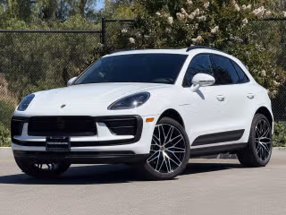 2026 Porsche Macan's photo