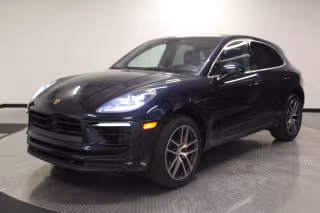 2022 Porsche Macan S's photo