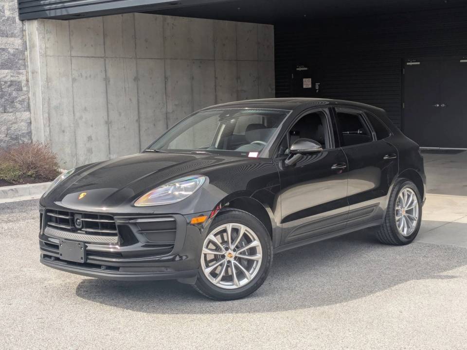 2026 Porsche Macan T