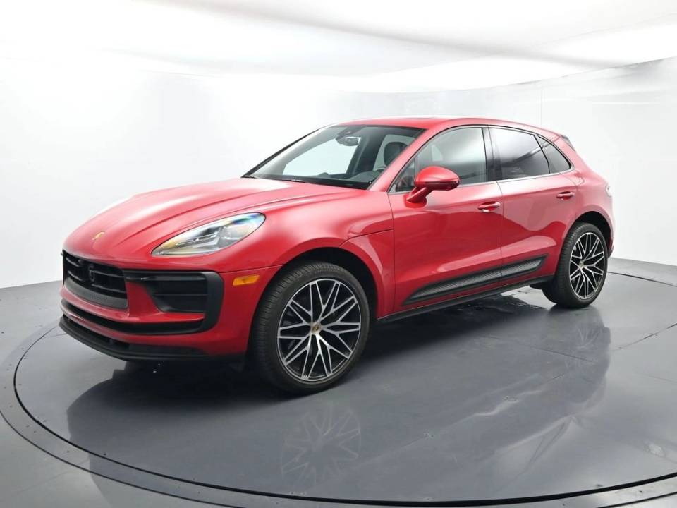 2025 Porsche Macan