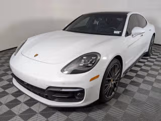 2023 Porsche Panamera 4 Platinum Edition's photo