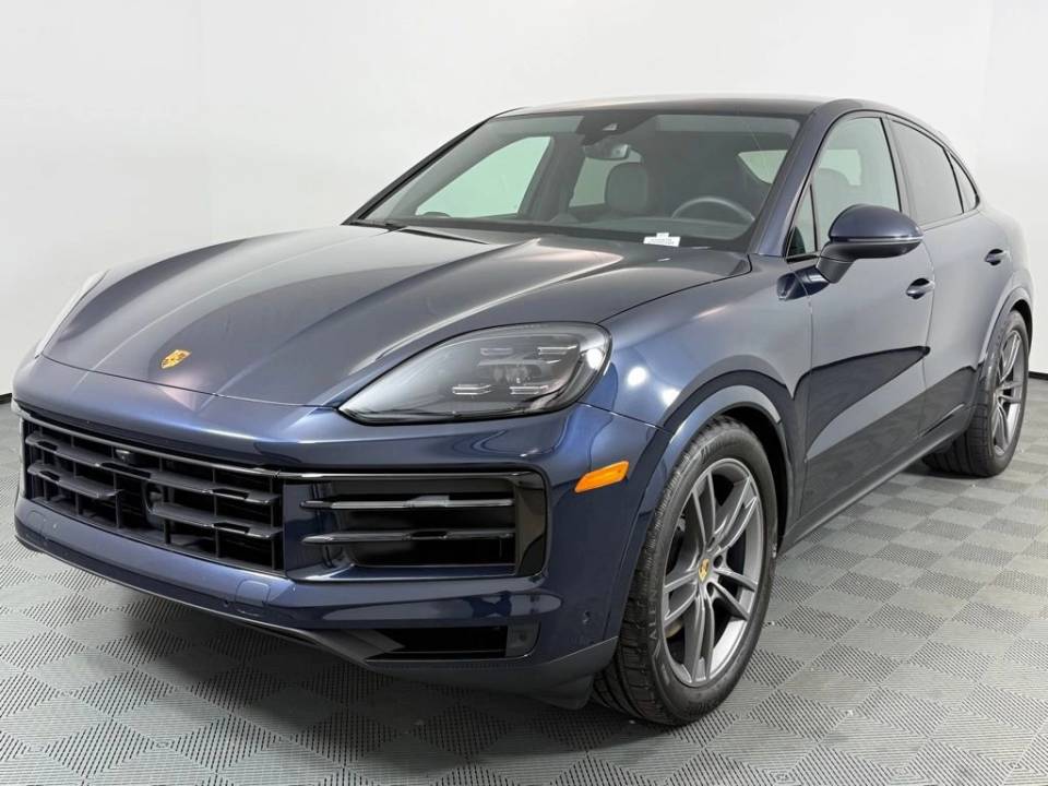 2024 Porsche Cayenne Coup Base