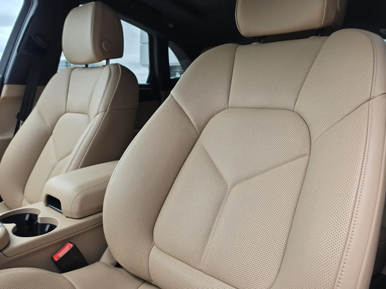 2026 Porsche Macan Base - Photo 40